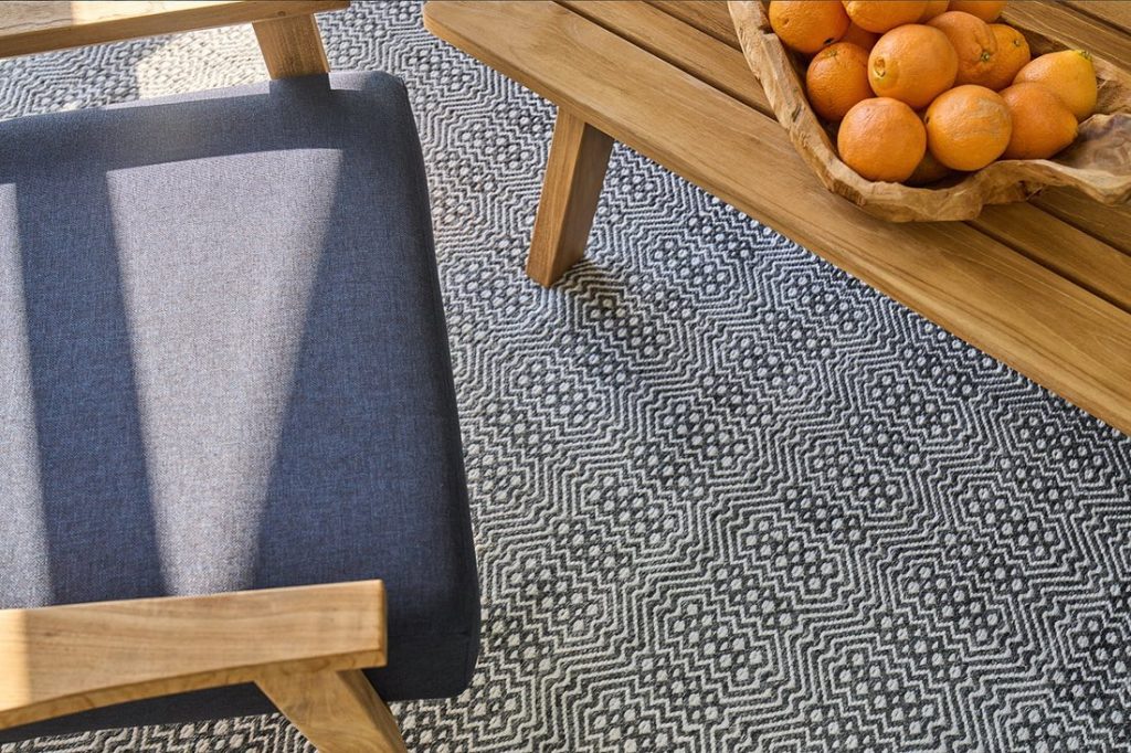 exquisite rugs