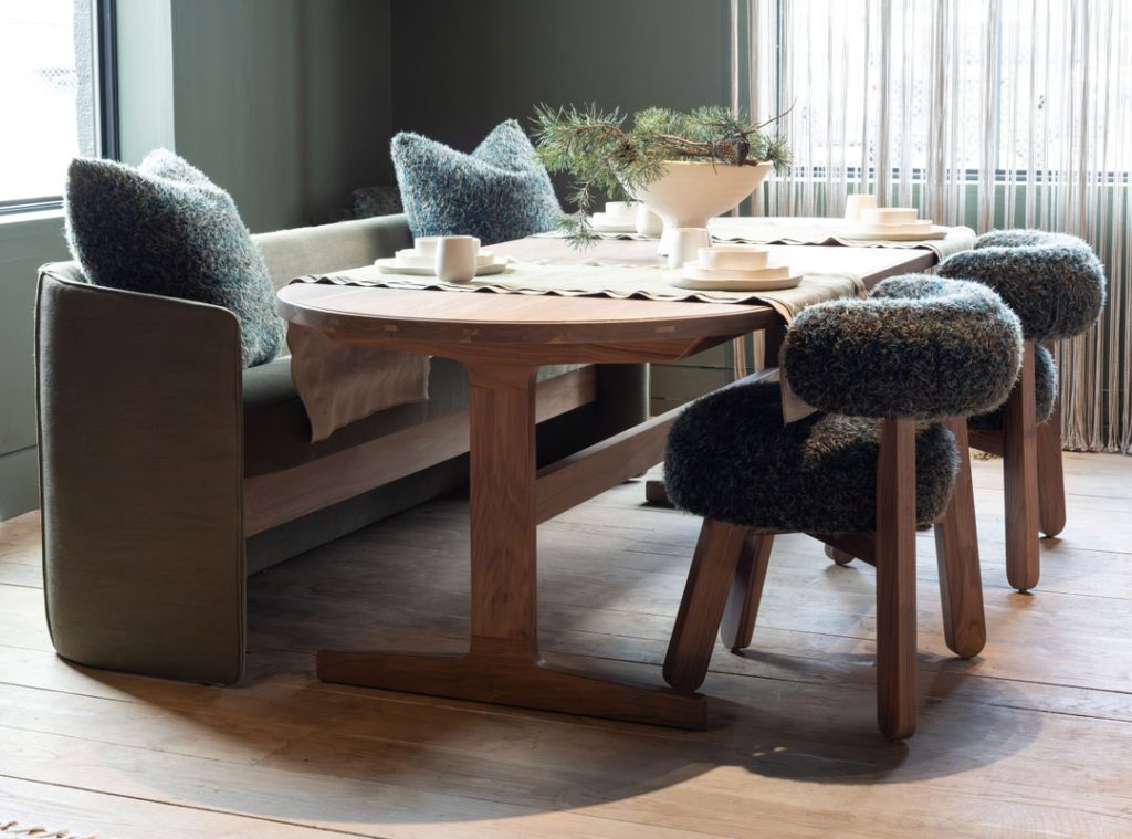 verellen dining room furniture