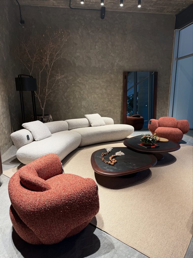 Feeling Indoor Furniture